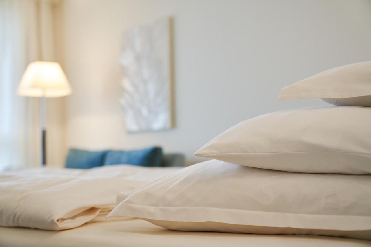 Strandhotel Duenenmeer - Adults Only オストゼーバート・ディアーハーゲン エクステリア 写真