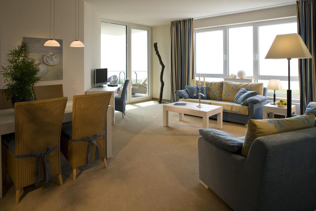 Strandhotel Duenenmeer - Adults Only オストゼーバート・ディアーハーゲン 部屋 写真
