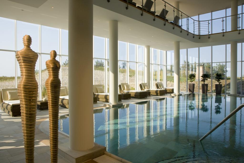 Strandhotel Duenenmeer - Adults Only オストゼーバート・ディアーハーゲン エクステリア 写真